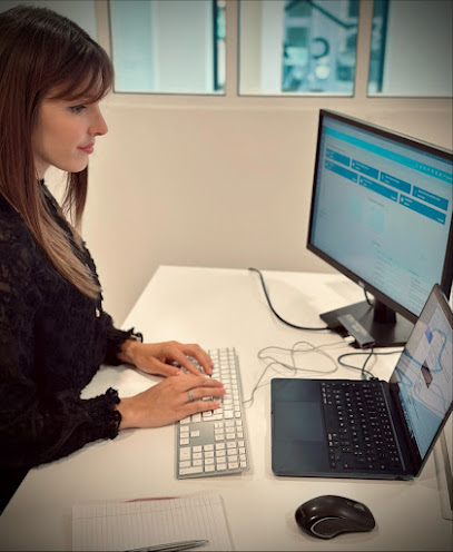 Léa Kusseling - Courtière En Prêt Immobilier Et Regroupement De Crédits Chez 𝘼𝙨𝙝𝙡𝙚𝙧 & 𝙈𝙖𝙣𝙨𝙤𝙣, Courtier En Prêt Hypothécaire à Dommartin